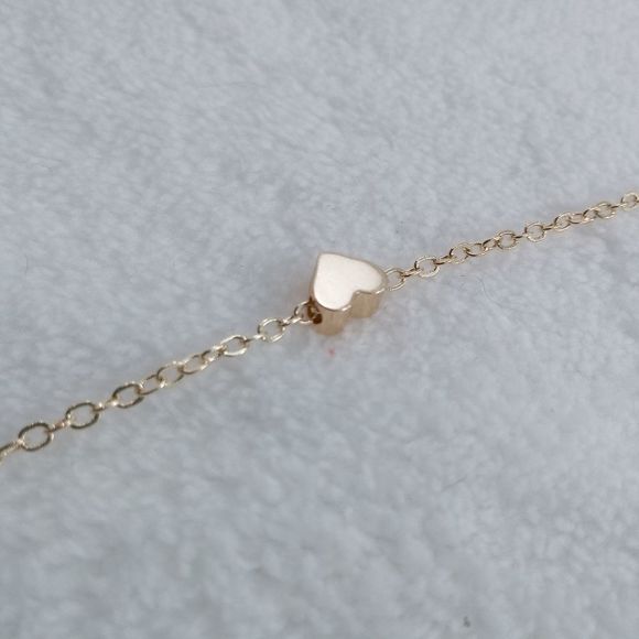 Floating Heart Gold Pendant Necklace - Picture 5 of 8